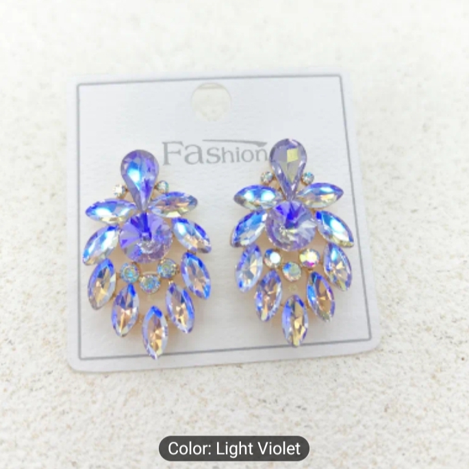 G5/$20 Light Violet Crystal Earrings
